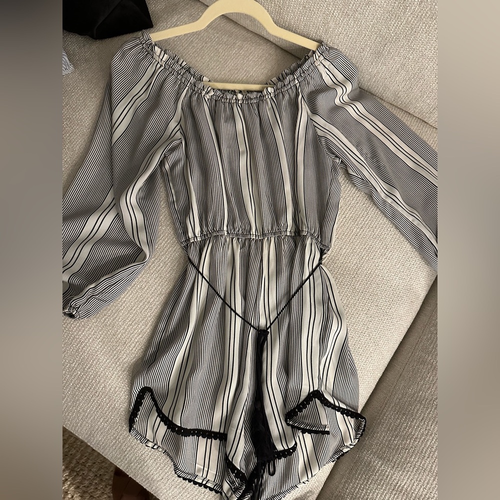 Ecote Romper - Picture 2 of 2